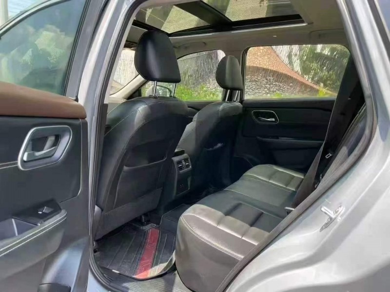 广州22年日产奇骏5