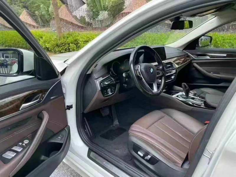 深圳19年宝马5系4