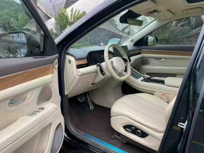 深圳23年华为智选问界4