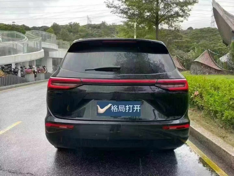 深圳23年华为智选问界9