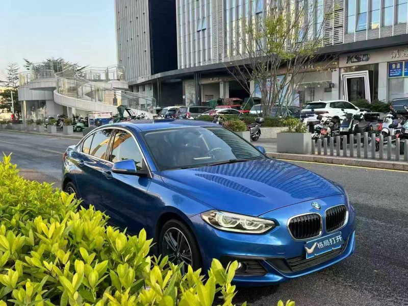 深圳19年宝马1系2