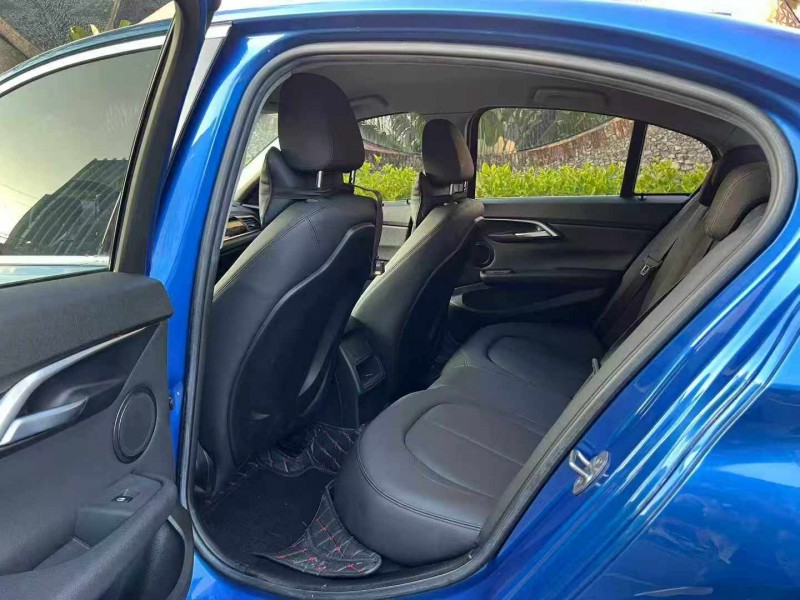 深圳19年宝马1系6