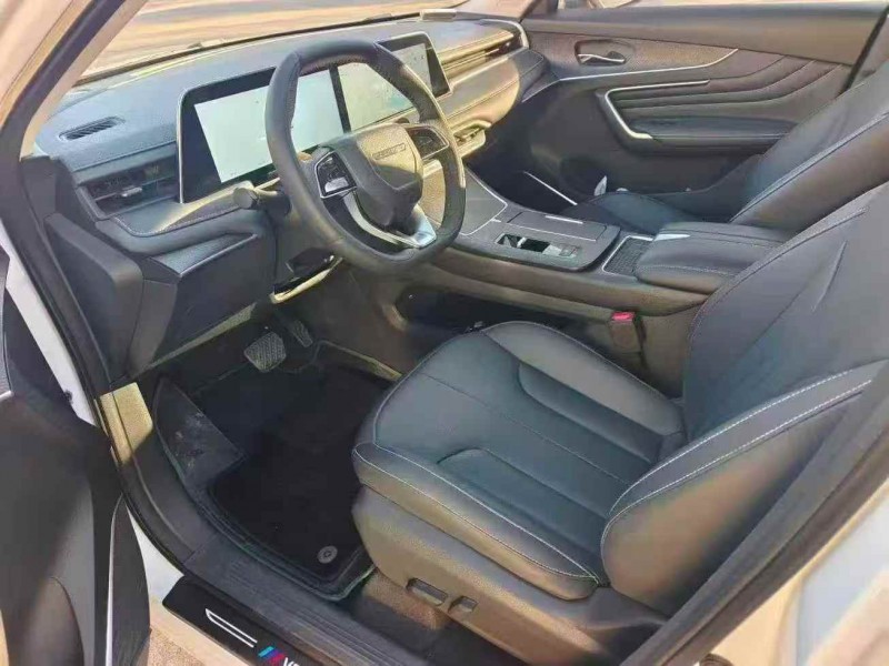 承德23年启辰大V5