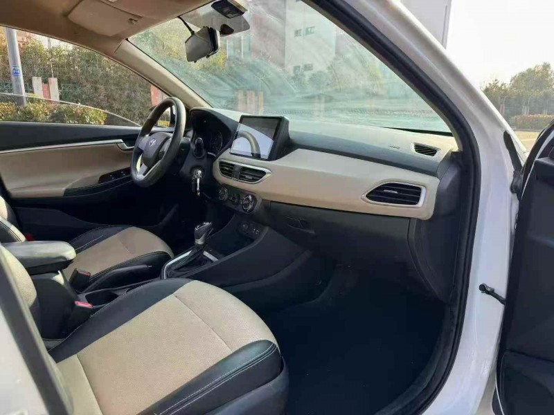 南通19年现代悦动6