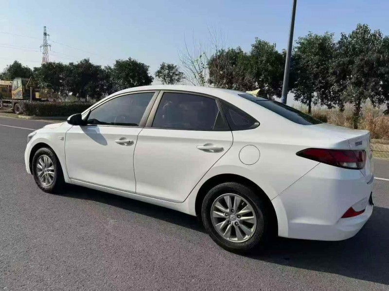 南通19年现代悦动9