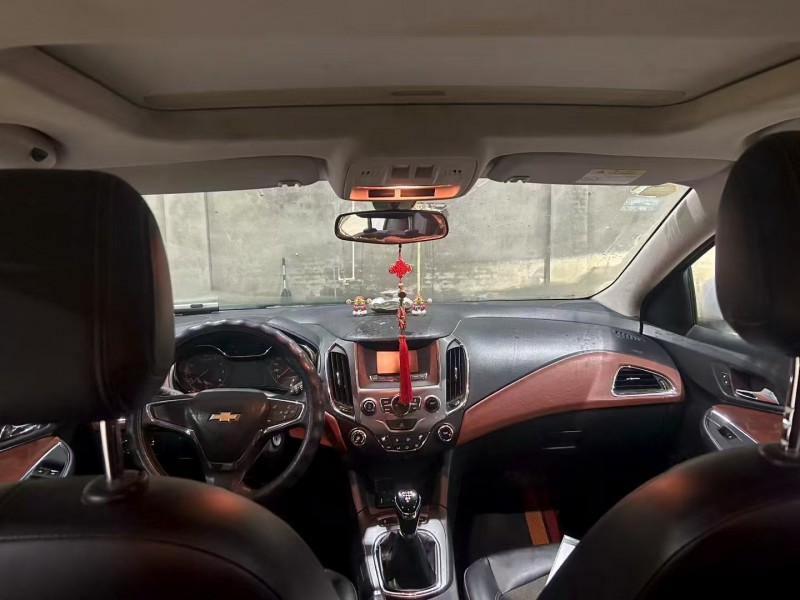 廊坊16年雪佛兰科鲁兹6