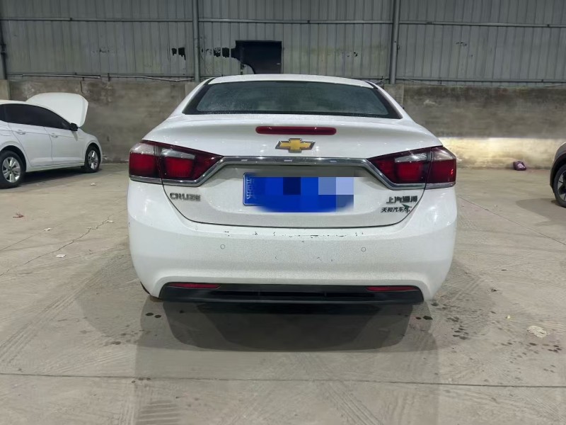 廊坊16年雪佛兰科鲁兹9