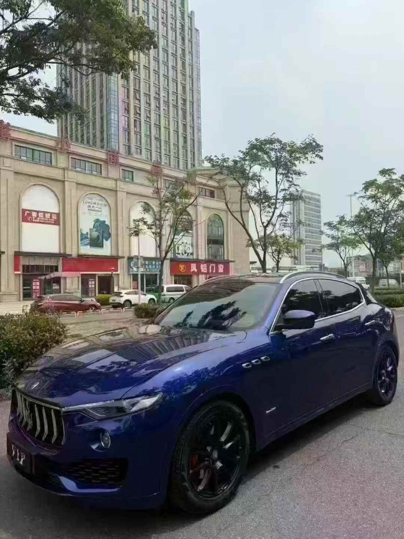 襄阳19年玛莎拉蒂Levante2