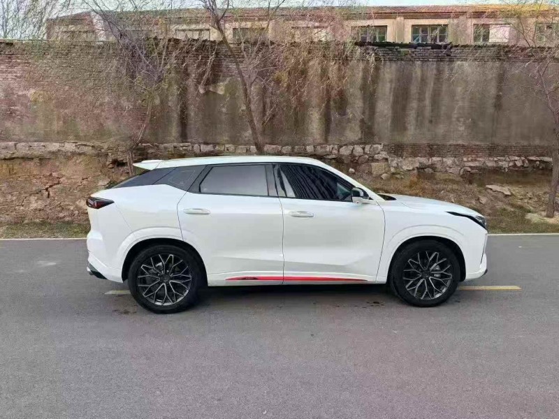 新乡24年长安汽车欧尚8