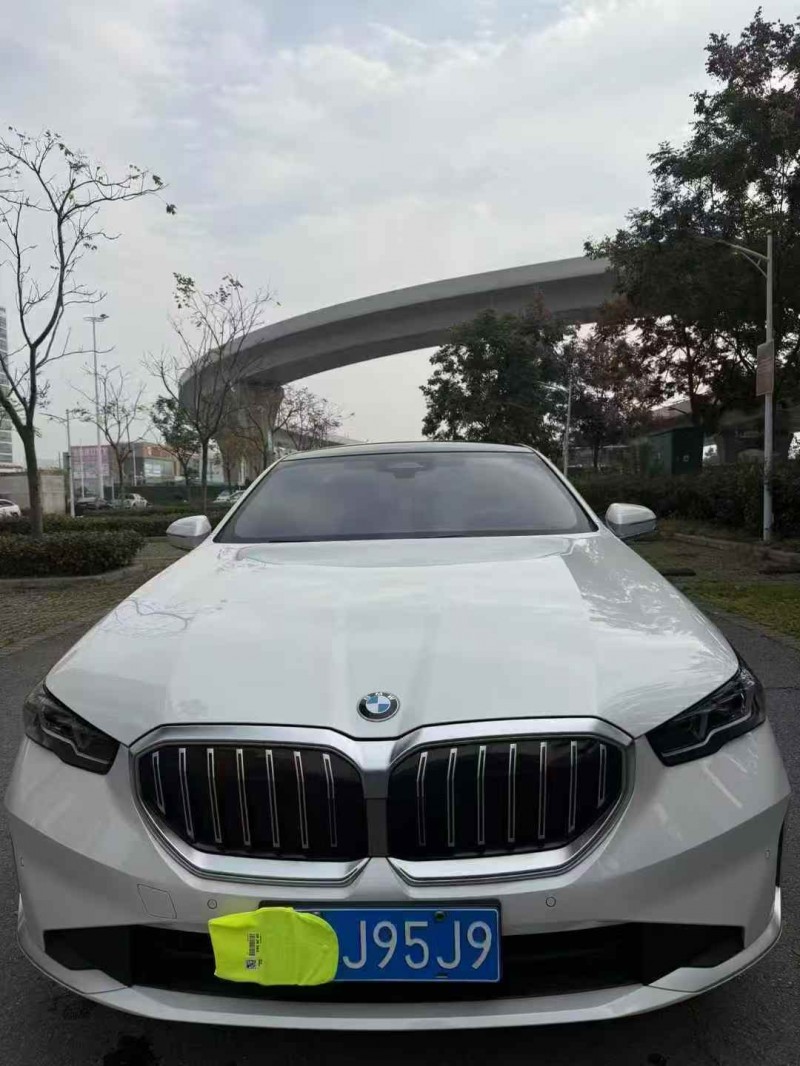 襄阳25年宝马5系1