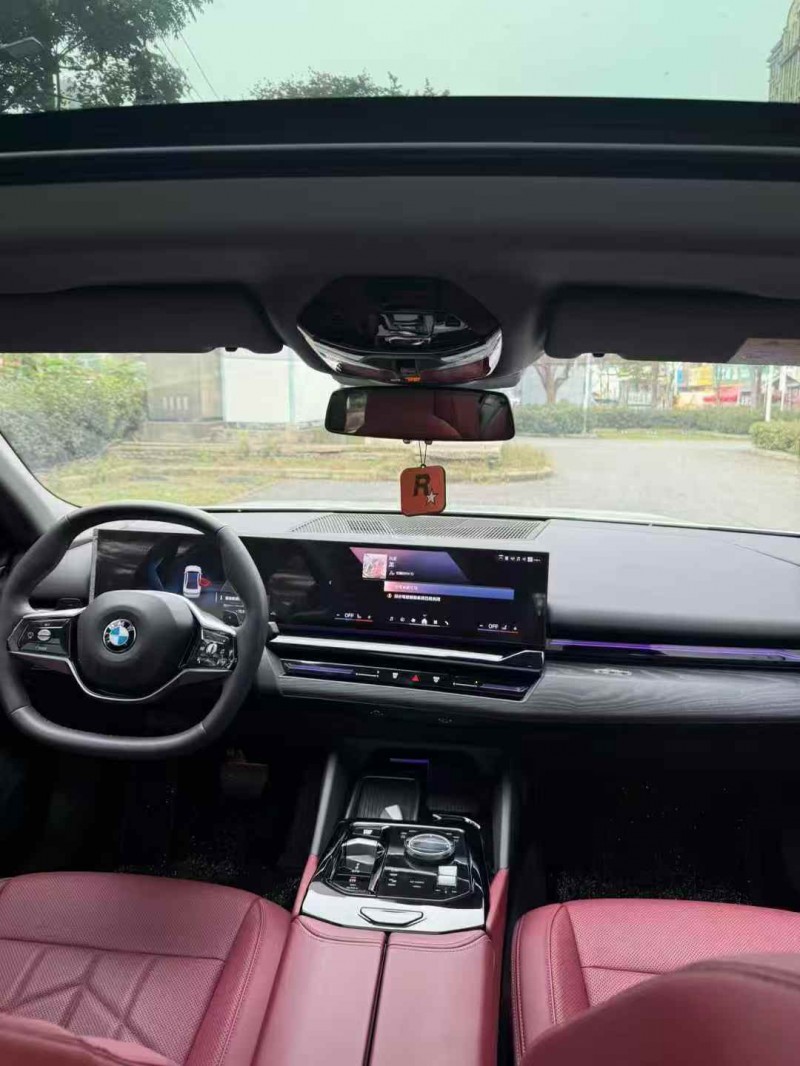 襄阳25年宝马5系6