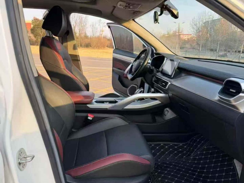 连云港21年吉利缤越4