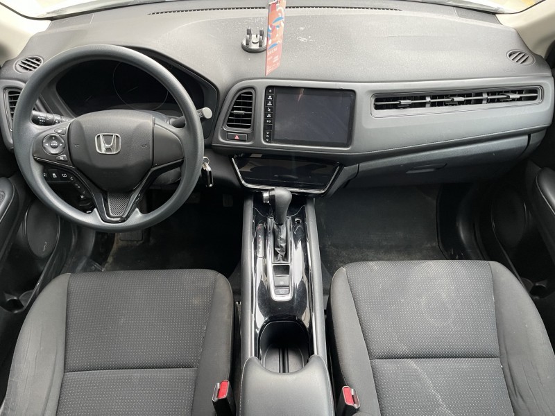 济宁21年本田缤智5