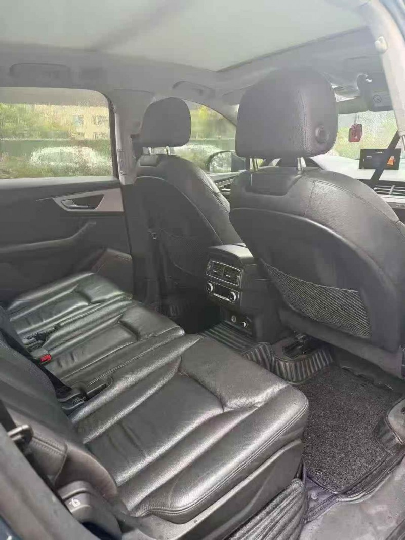 襄阳18年奥迪Q75