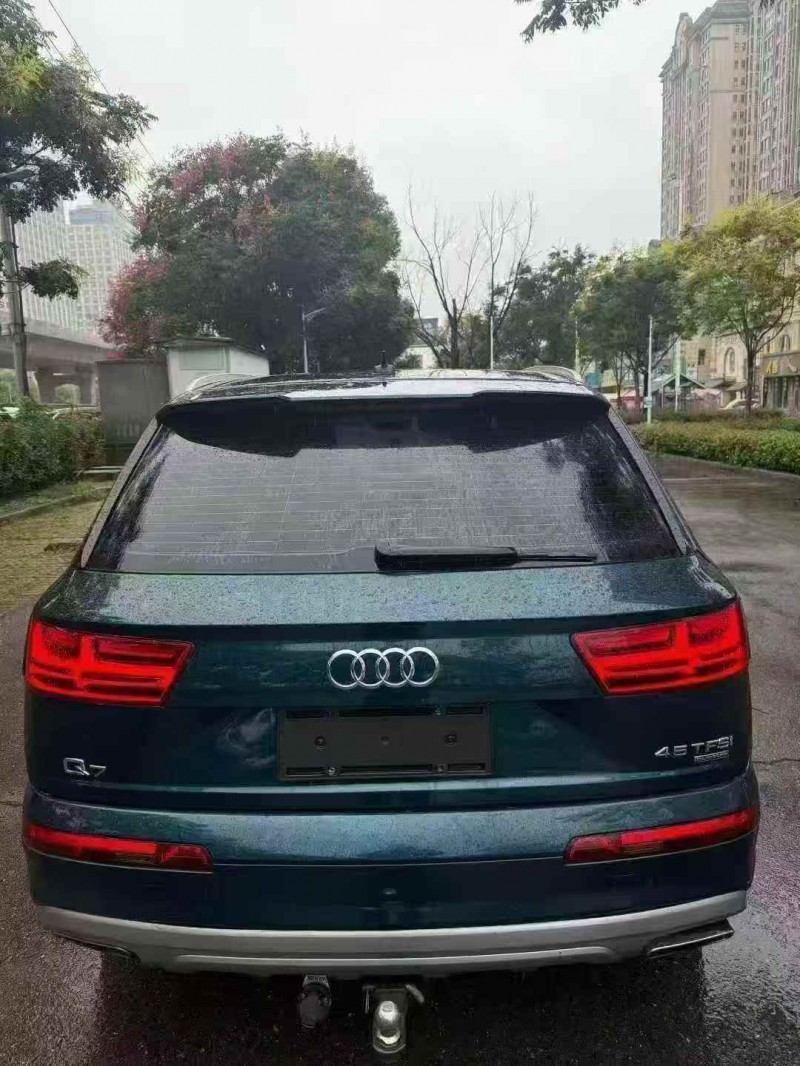 襄阳18年奥迪Q76