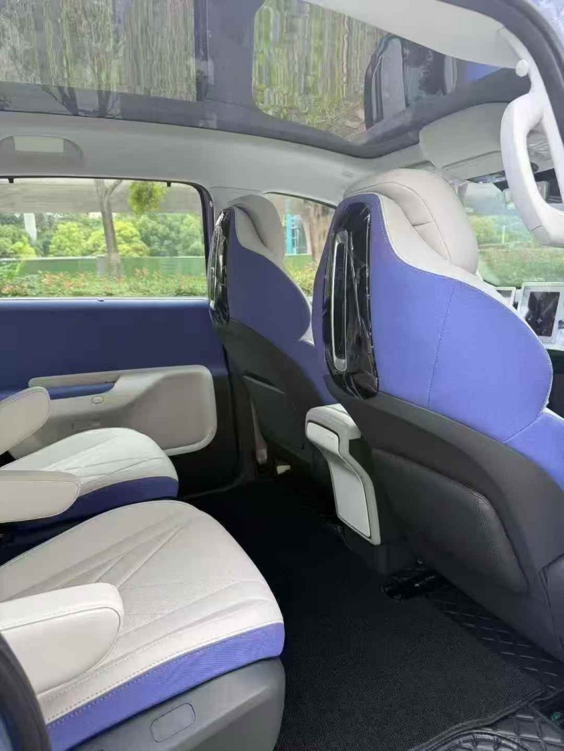 襄阳25年极狐汽车考拉3