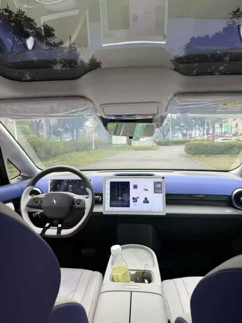 襄阳25年极狐汽车考拉4