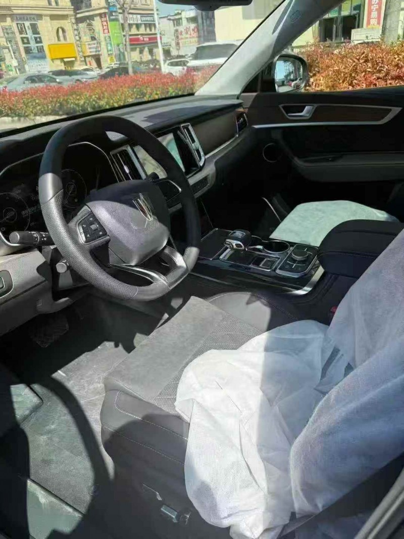 襄阳24年红旗HS75