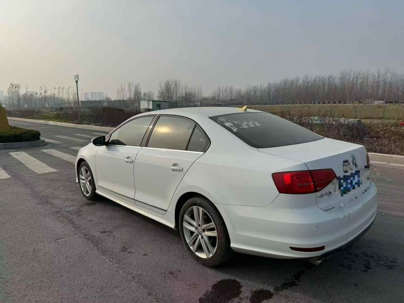 济宁19年大众速腾7