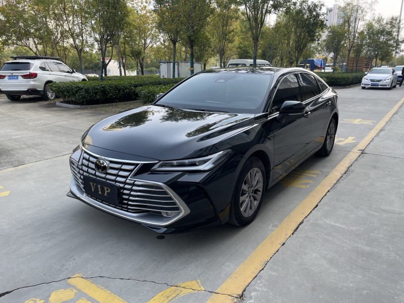 济宁24年丰田亚洲龙2