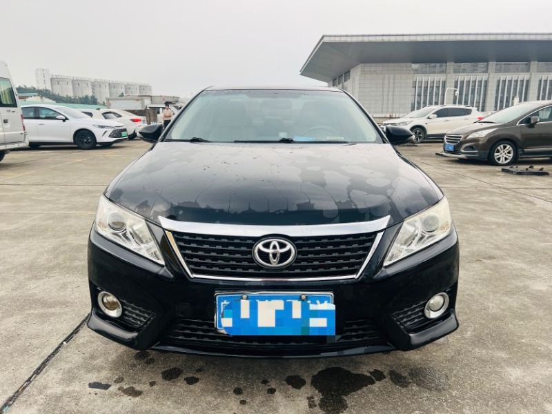 深圳12年丰田凯美瑞1