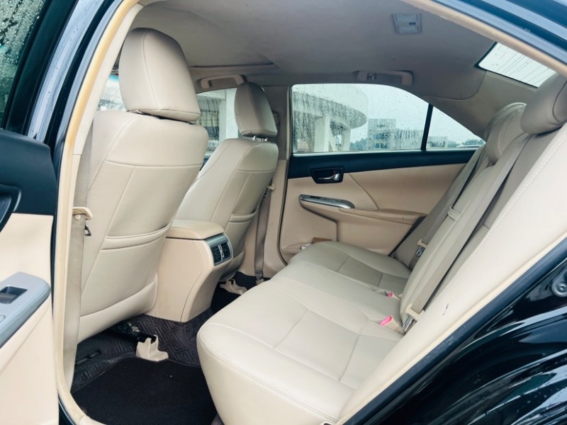 深圳12年丰田凯美瑞5