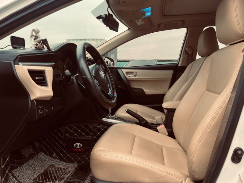 东莞15年丰田雷凌4