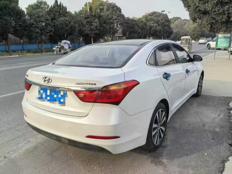 安阳15年现代名图8