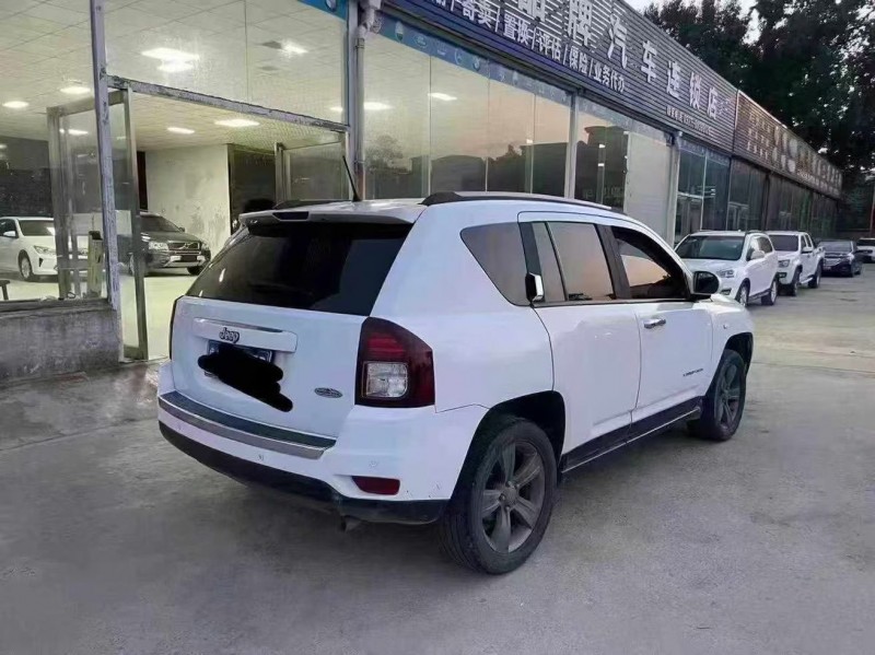 安阳16年Jeep指南者5