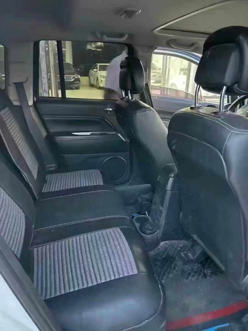 安阳16年Jeep指南者6