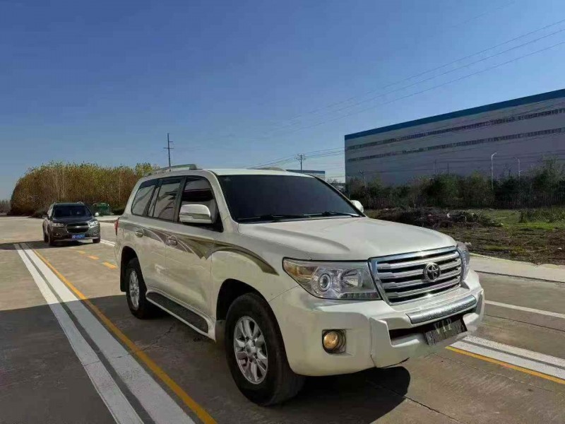 菏泽14年丰田兰德酷路泽3