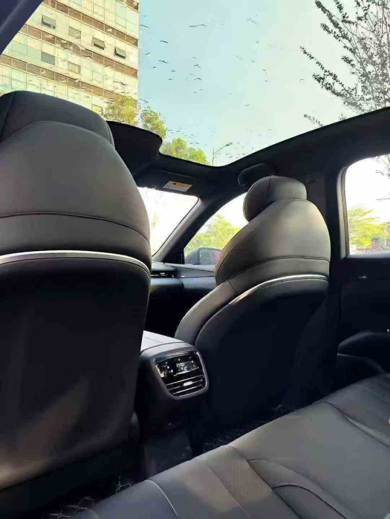 珠海25年长安汽车深蓝4