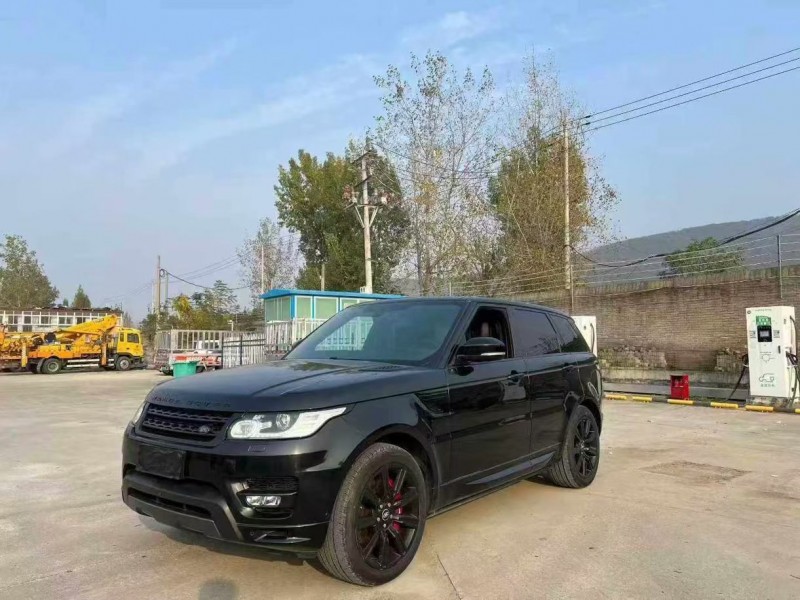 安阳17年路虎揽胜运动3