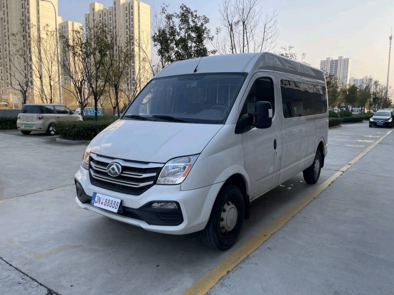 济宁24年大通V802