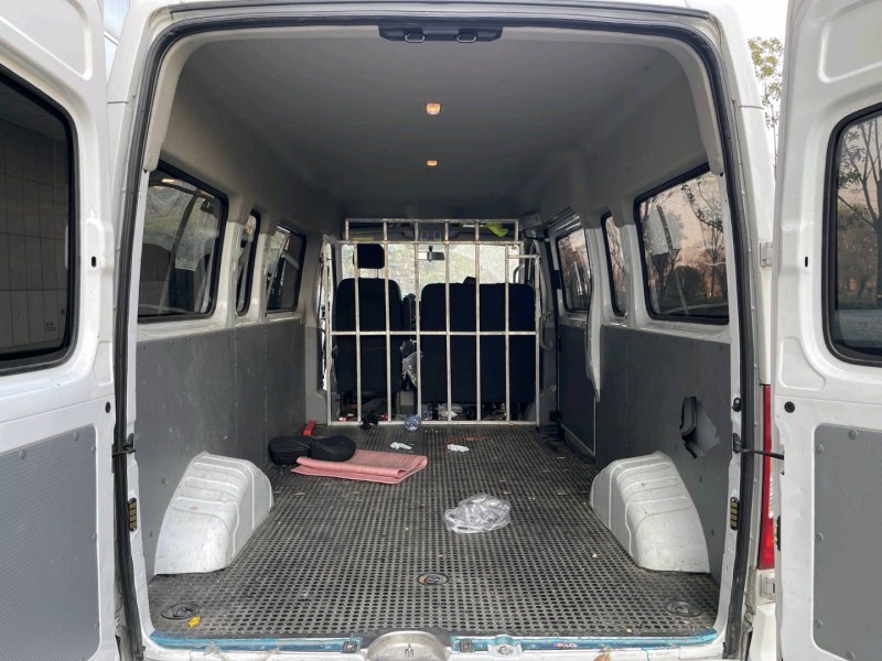 济宁24年大通V805