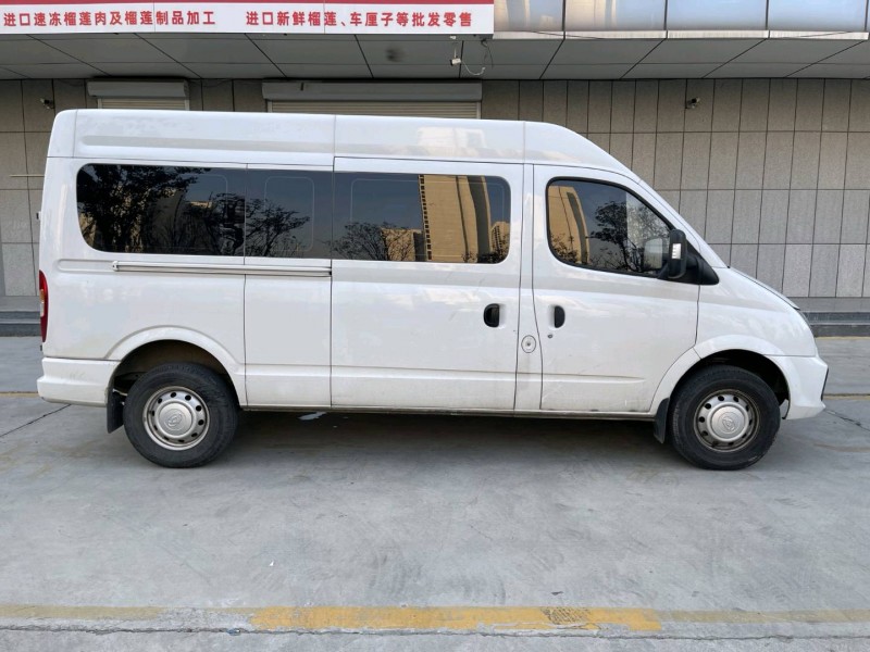 济宁24年大通V809