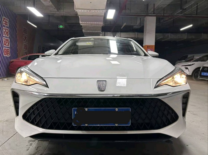 成都24年荣威i51