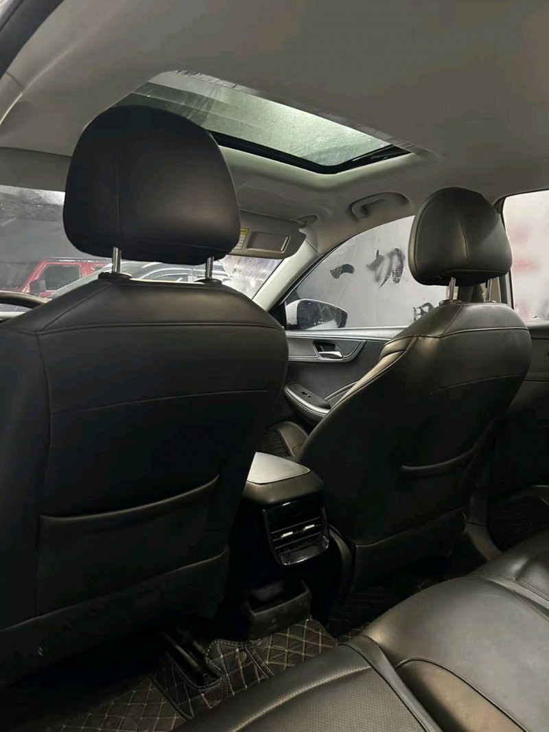 成都24年荣威i53