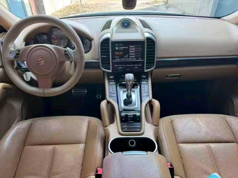 菏泽13年保时捷卡宴4
