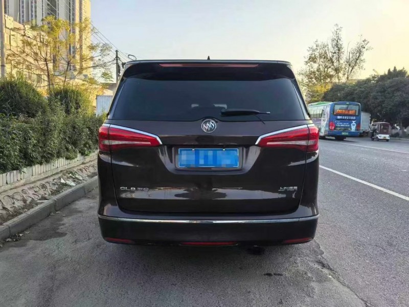 安阳17年别克GL85