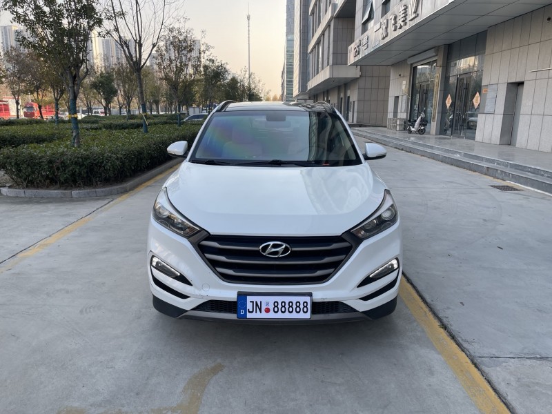 济宁18年现代途胜1