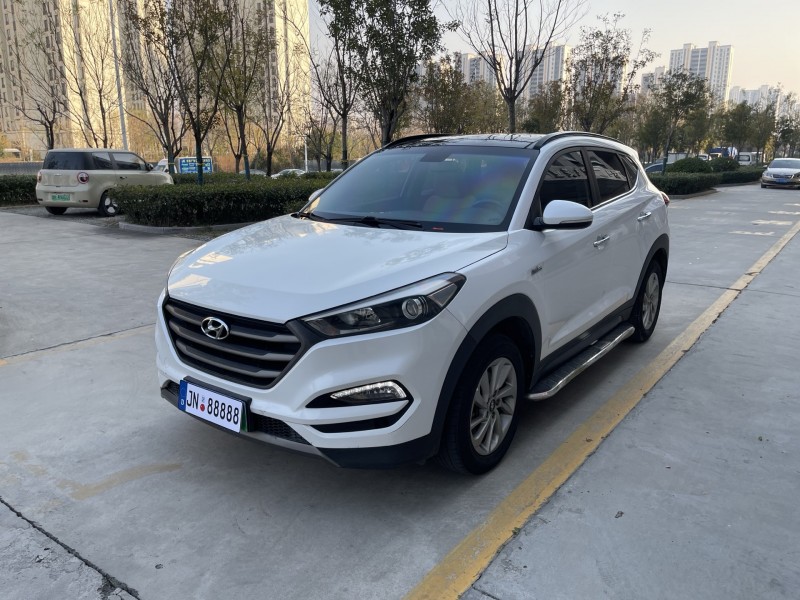 济宁18年现代途胜2