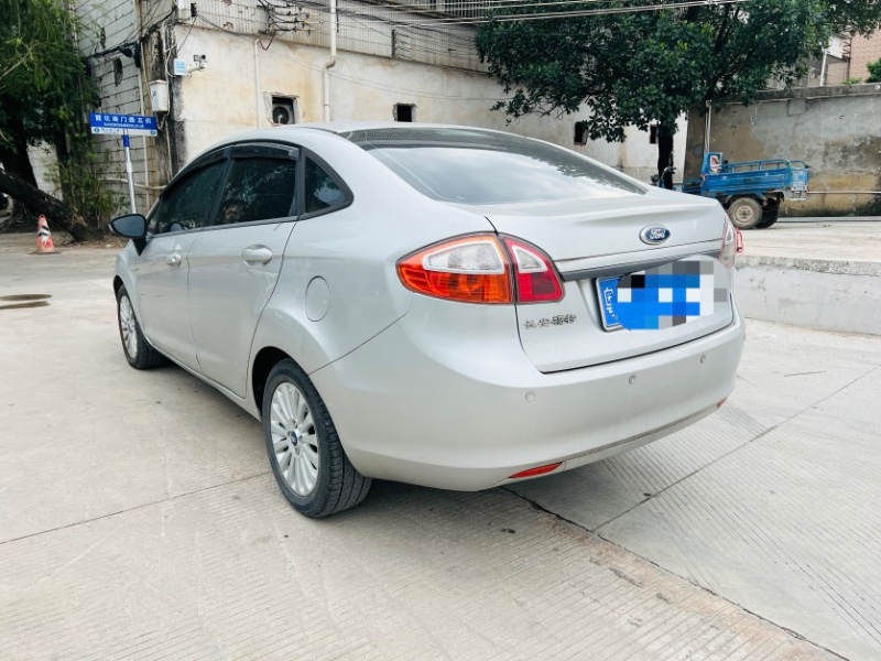 东莞11年福特嘉年华8