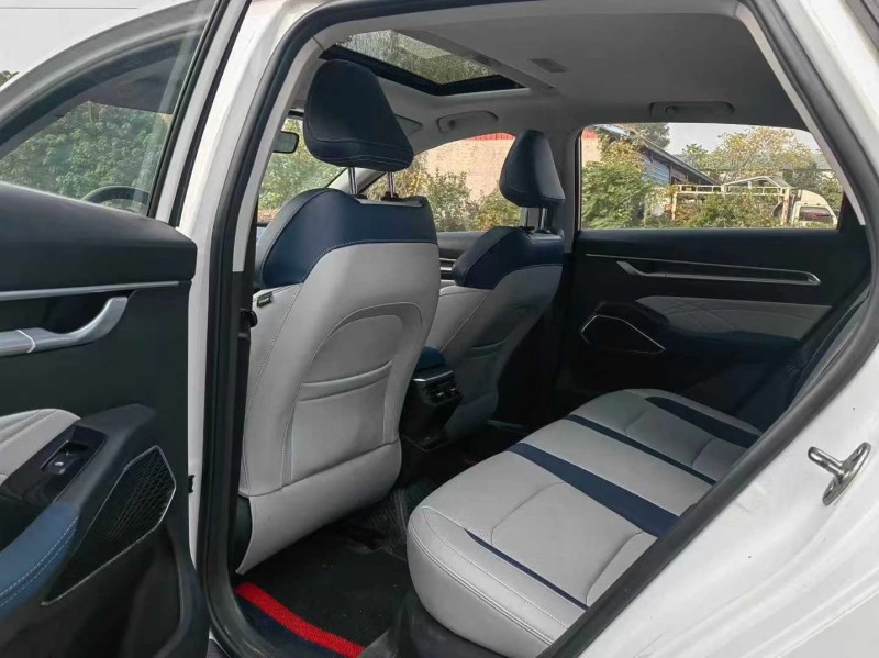 安阳22年吉利帝豪3