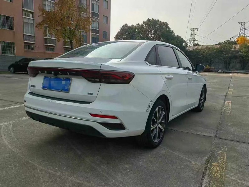 安阳22年吉利帝豪4