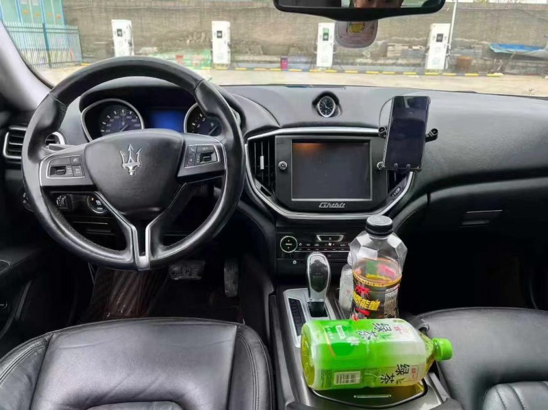 安阳15年玛莎拉蒂Ghibli7