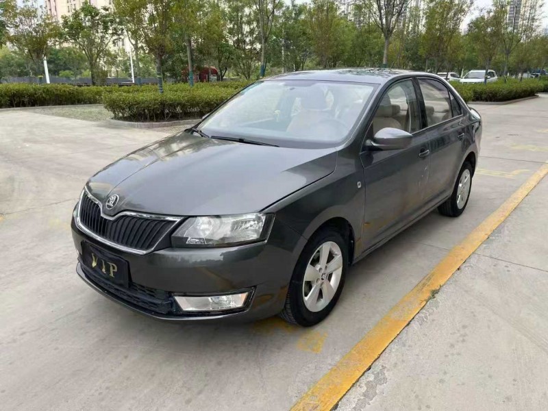 济宁17年斯柯达昕锐2