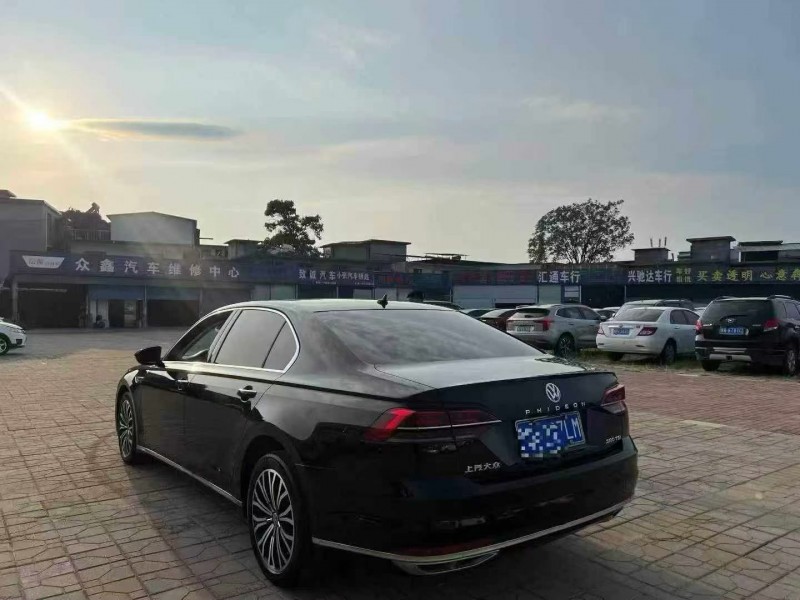 安阳18年大众辉昂8