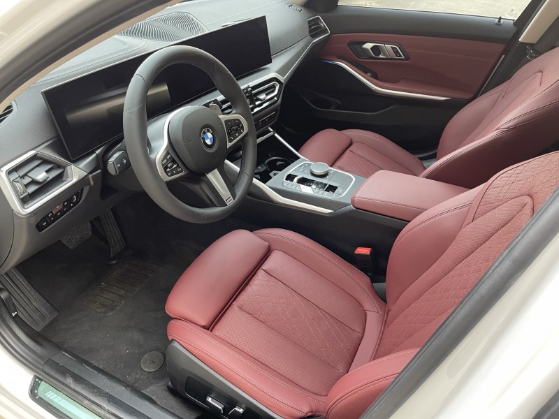 济宁24年宝马3系6