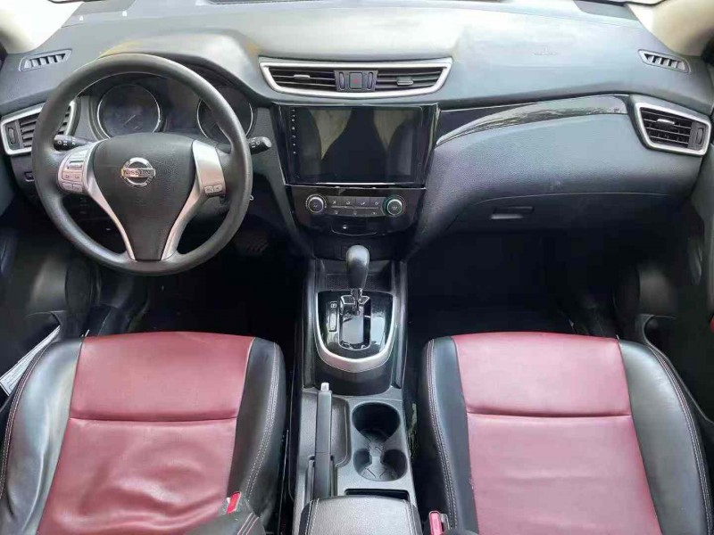 济宁18年日产逍客5